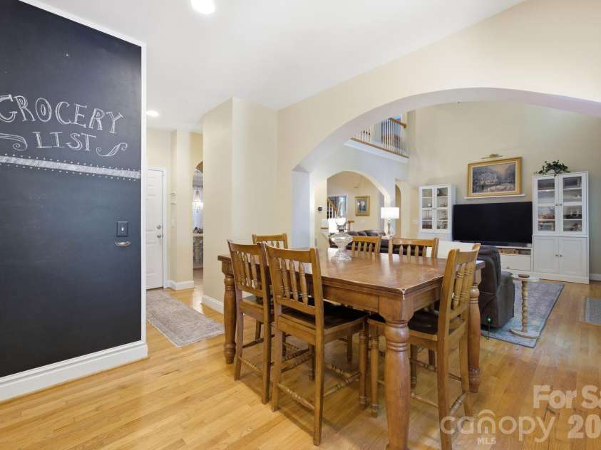 2006 Wedgewood Drive, Weddington, NC 28104.  MLS# CAR4381353, YatesRealty ID 32026. Breakfast Area