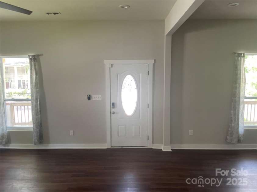 138 Pinckney Street, Chester, SC 29706.  MLS# CAR4291962, YatesRealty ID 32027. Entry