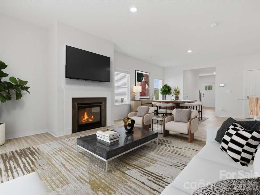 5211 Reedy Ridge Road, Charlotte, NC 28215.  MLS# CAR4391355, YatesRealty ID 32027. Virtually Staged