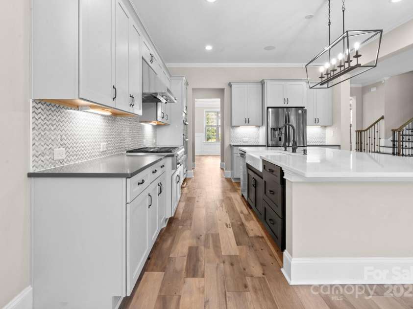 1206 Grand Oak Drive, Waxhaw, NC 28173.  MLS# CAR4276237, YatesRealty ID 32029. 