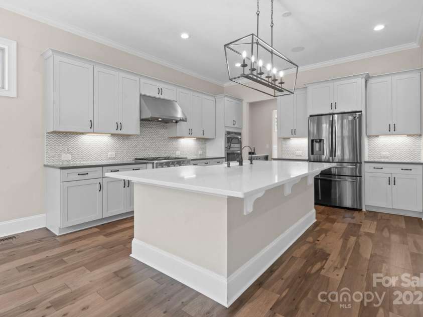 1206 Grand Oak Drive, Waxhaw, NC 28173.  MLS# CAR4276237, YatesRealty ID 32029. 