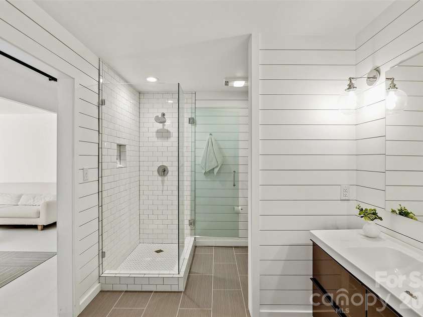 911 Green Hill Road, Brevard, NC 28712.  MLS# CAR4391407, YatesRealty ID 32029. 