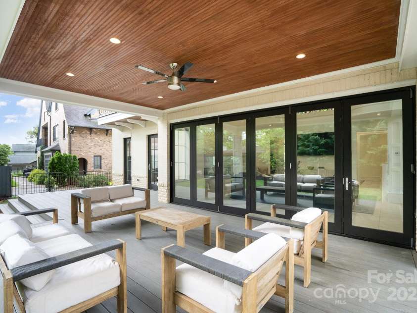 1665 Sterling Road, Charlotte, NC 28209.  MLS# CAR4234342, YatesRealty ID 3203. 