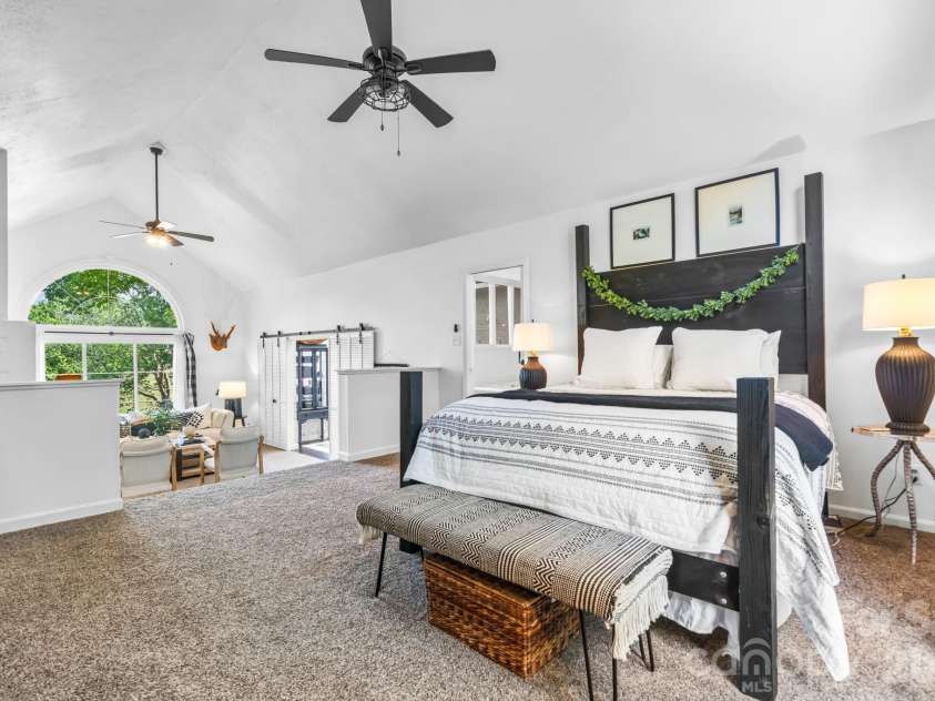 1314 Shirebourn Drive, Hickory, NC 28602.  MLS# CAR4385910, YatesRealty ID 32030. 