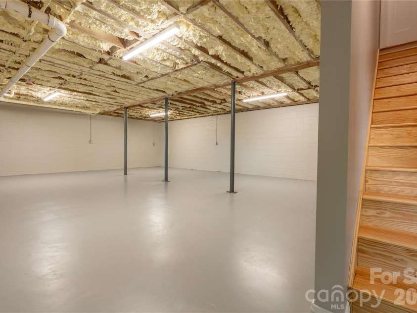 3384 US 64 Highway, Rutherfordton, NC 28139.  MLS# CAR4419576, YatesRealty ID 32033. 