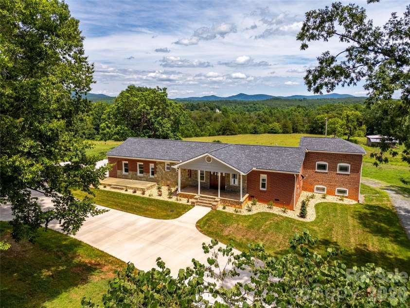 3384 US 64 Highway, Rutherfordton, NC 28139.  MLS# CAR4419576, YatesRealty ID 32033. 