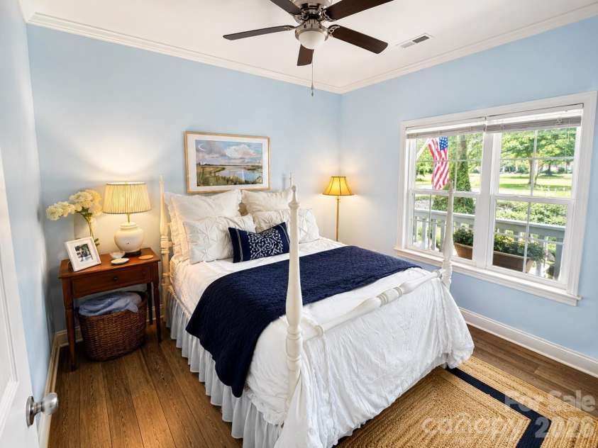 309 Godfrey Street, Pageland, SC 29728.  MLS# CAR4391585, YatesRealty ID 32034. Third bedroom with crown molding!