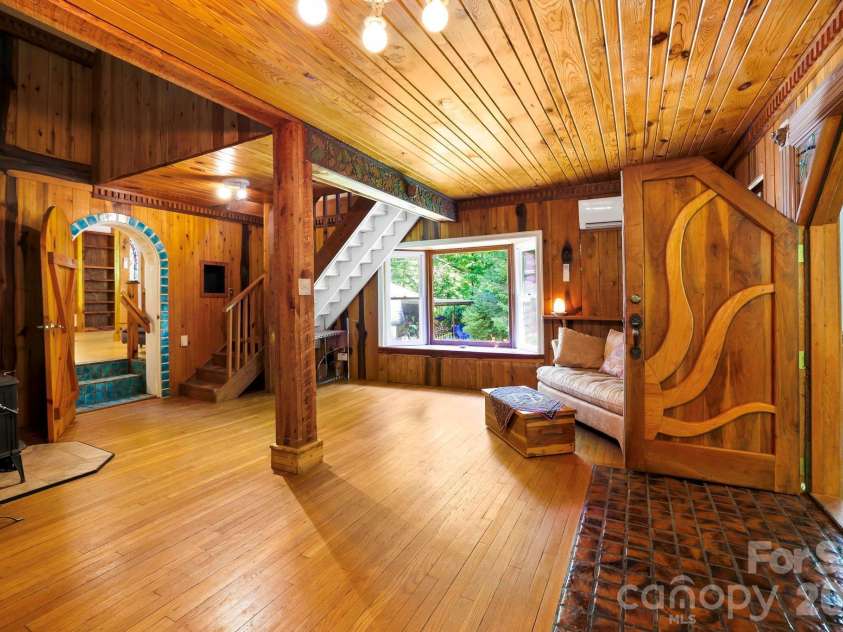 173 Camp Elliott Road, Black Mountain, NC 28711.  MLS# CAR4394206, YatesRealty ID 32036. 