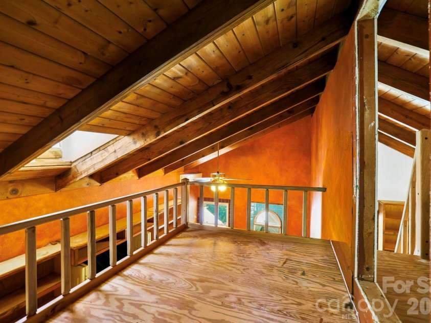 173 Camp Elliott Road, Black Mountain, NC 28711.  MLS# CAR4394206, YatesRealty ID 32036. 