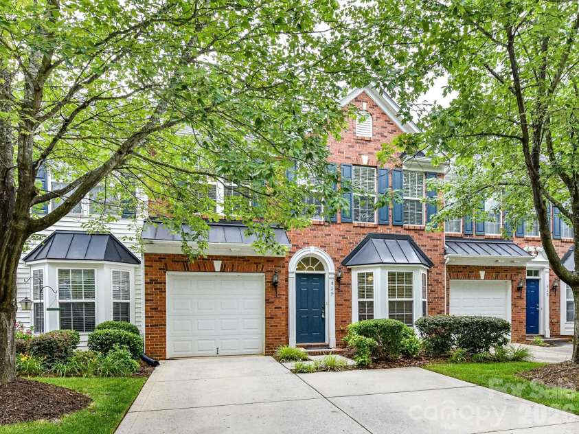 615 Colbert Way, Fort Mill, SC 29715.  MLS# CAR4389108, YatesRealty ID 32037. 