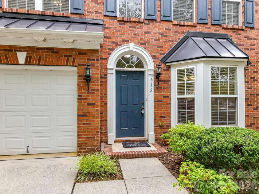 615 Colbert Way, Fort Mill, SC 29715.  MLS# CAR4389108, YatesRealty ID 32037. 