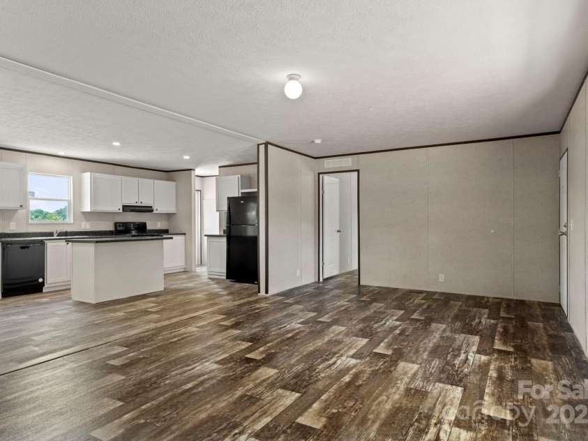 3009 Polkville Road, Shelby, NC 28150.  MLS# CAR4287348, YatesRealty ID 32038. 