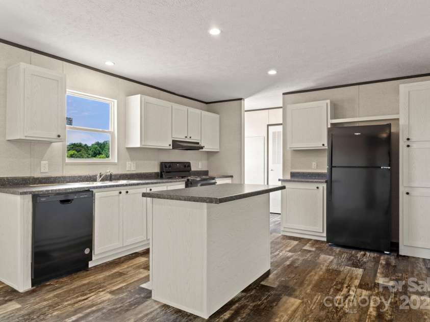 3009 Polkville Road, Shelby, NC 28150.  MLS# CAR4287348, YatesRealty ID 32038. 