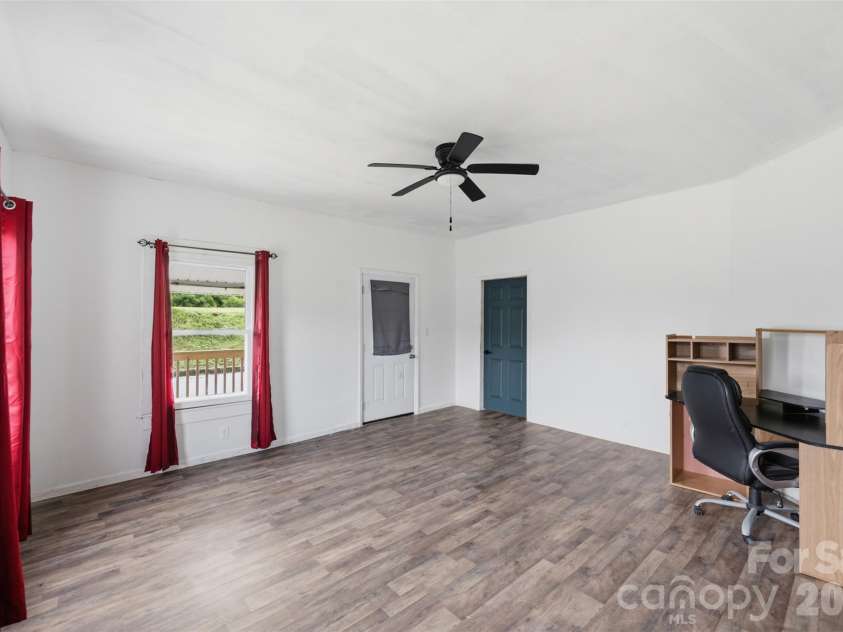 802 Canal Road, Lockhart, SC 29364.  MLS# CAR4392852, YatesRealty ID 32038. 