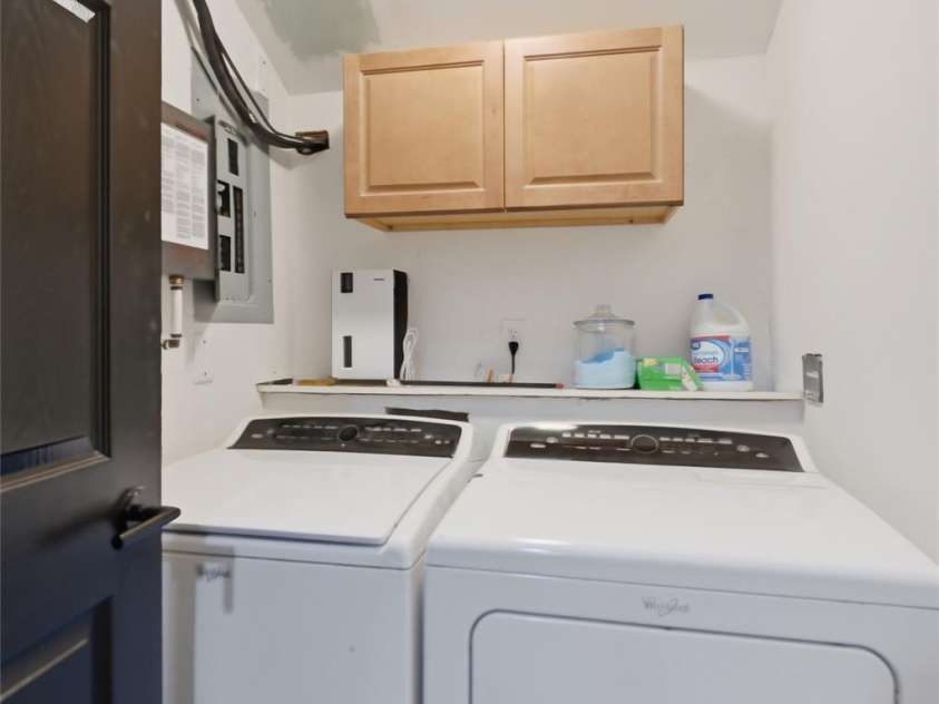 802 Canal Road, Lockhart, SC 29364.  MLS# CAR4392852, YatesRealty ID 32038. Laundry / Utility Room