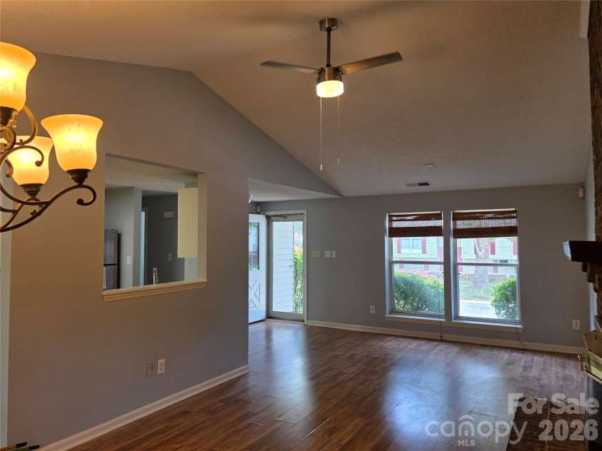4827 Harri Ann Drive, Charlotte, NC 28227.  MLS# CAR4391150, YatesRealty ID 32039. 