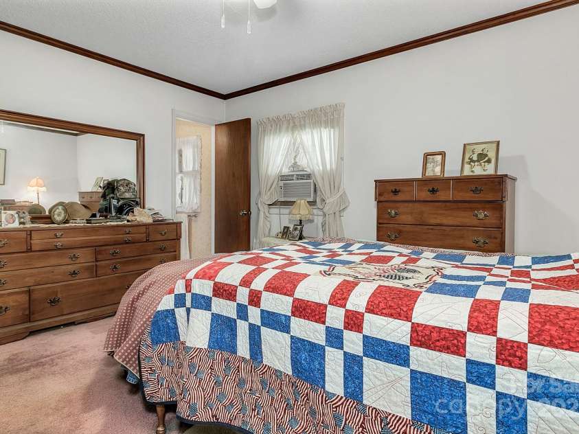 1024 Macedonia Church Loop, Nebo, NC 28761.  MLS# CAR4220243, YatesRealty ID 3204. 