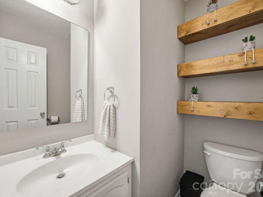 112 Bristlecone Court, Gastonia, NC 28056.  MLS# CAR4395026, YatesRealty ID 32040. 