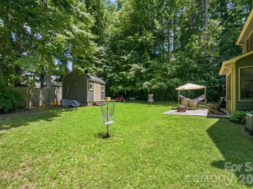 112 Bristlecone Court, Gastonia, NC 28056.  MLS# CAR4395026, YatesRealty ID 32040. 
