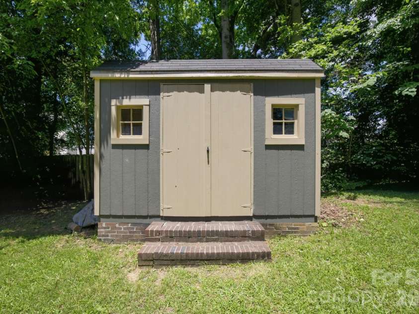112 Bristlecone Court, Gastonia, NC 28056.  MLS# CAR4395026, YatesRealty ID 32040. 