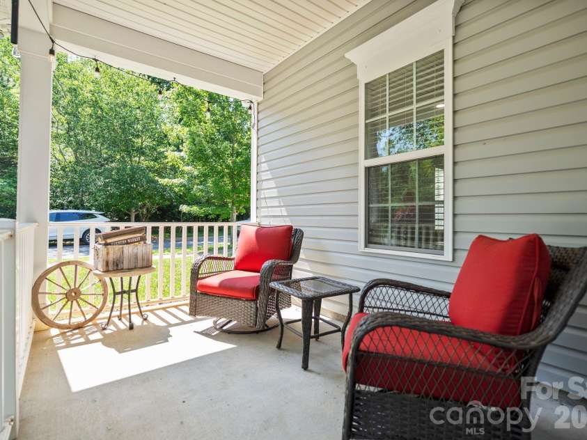 19303 Pocono Lane, Cornelius, NC 28031.  MLS# CAR4379962, YatesRealty ID 32041. 