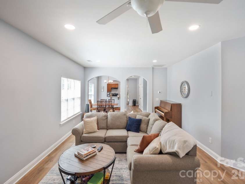 19303 Pocono Lane, Cornelius, NC 28031.  MLS# CAR4379962, YatesRealty ID 32041. 