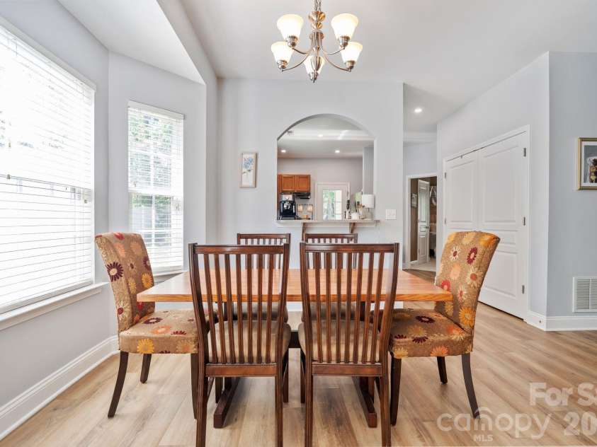 19303 Pocono Lane, Cornelius, NC 28031.  MLS# CAR4379962, YatesRealty ID 32041. 