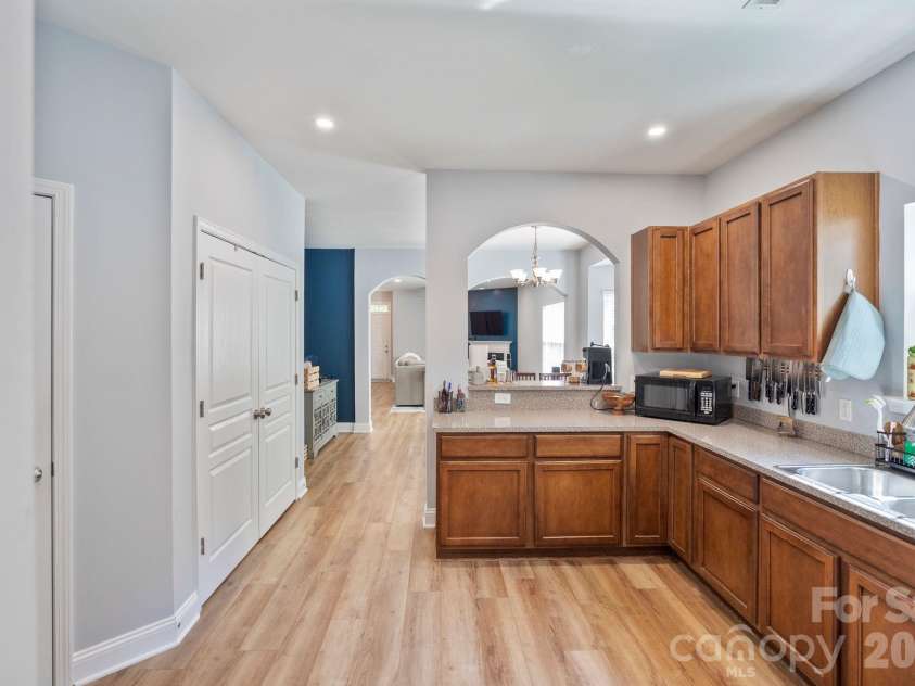 19303 Pocono Lane, Cornelius, NC 28031.  MLS# CAR4379962, YatesRealty ID 32041. 