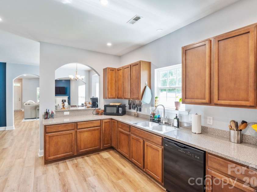 19303 Pocono Lane, Cornelius, NC 28031.  MLS# CAR4379962, YatesRealty ID 32041. 
