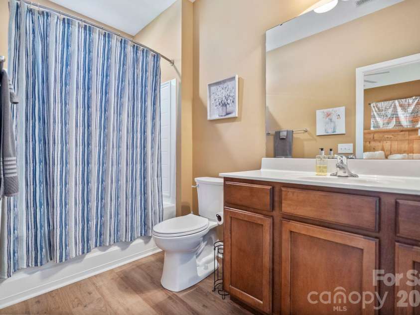 19303 Pocono Lane, Cornelius, NC 28031.  MLS# CAR4379962, YatesRealty ID 32041. 