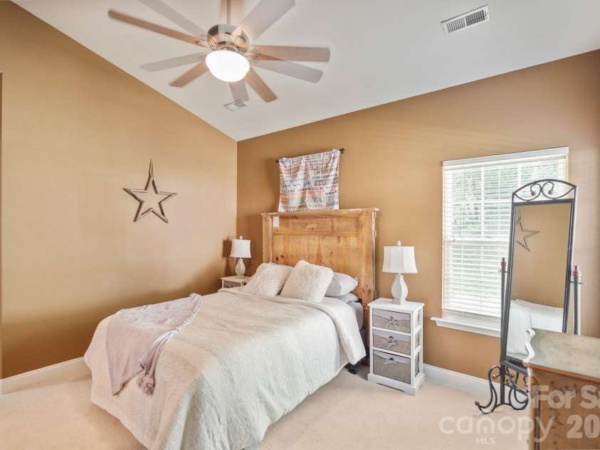 19303 Pocono Lane, Cornelius, NC 28031.  MLS# CAR4379962, YatesRealty ID 32041. 