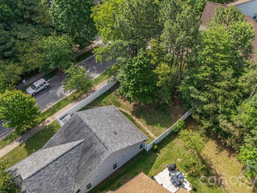 19303 Pocono Lane, Cornelius, NC 28031.  MLS# CAR4379962, YatesRealty ID 32041. 
