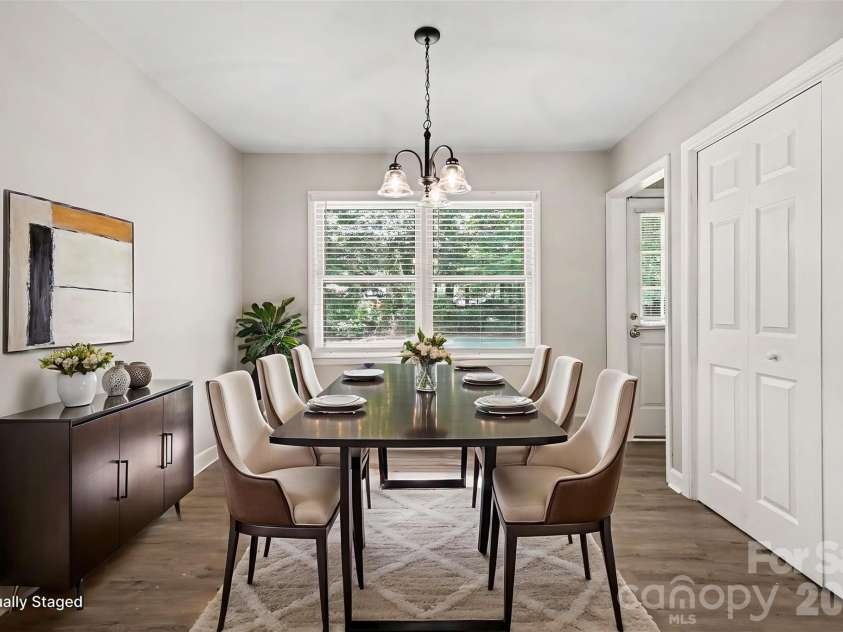9409 Wedgewood Drive, Huntersville, NC 28078.  MLS# CAR4385553, YatesRealty ID 32043. Virtually staged dining room