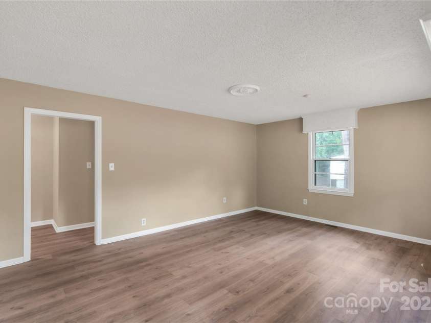 625 Gillsbrook Road, Lancaster, SC 29720.  MLS# CAR4291256, YatesRealty ID 32044. 