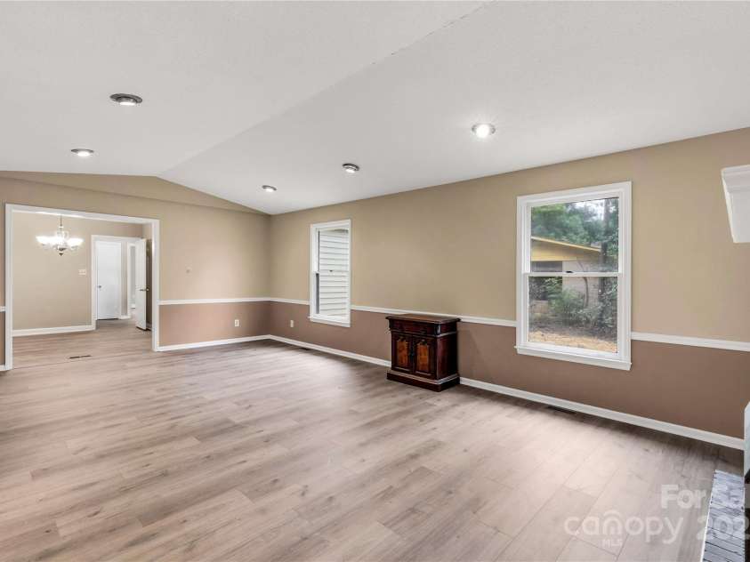 625 Gillsbrook Road, Lancaster, SC 29720.  MLS# CAR4291256, YatesRealty ID 32044. 