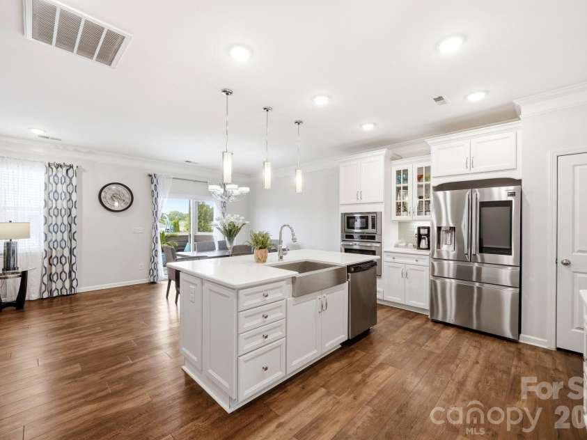110 Caversham Drive, Mooresville, NC 28115.  MLS# CAR4394719, YatesRealty ID 32045. 