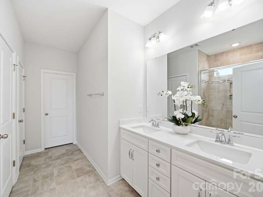 110 Caversham Drive, Mooresville, NC 28115.  MLS# CAR4394719, YatesRealty ID 32045. 