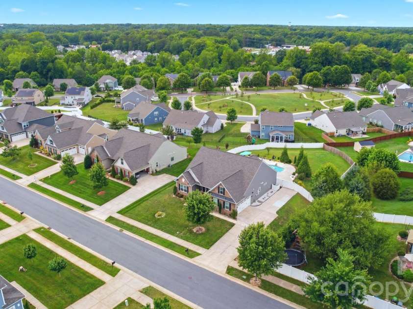 110 Caversham Drive, Mooresville, NC 28115.  MLS# CAR4394719, YatesRealty ID 32045. 