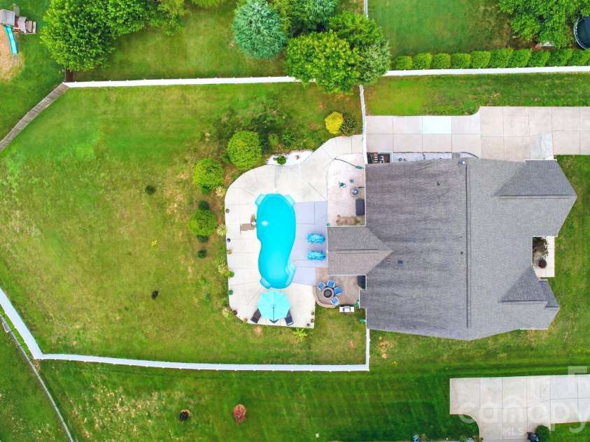 110 Caversham Drive, Mooresville, NC 28115.  MLS# CAR4394719, YatesRealty ID 32045. 