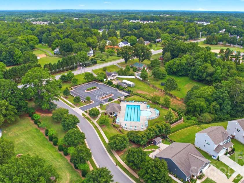 110 Caversham Drive, Mooresville, NC 28115.  MLS# CAR4394719, YatesRealty ID 32045. 