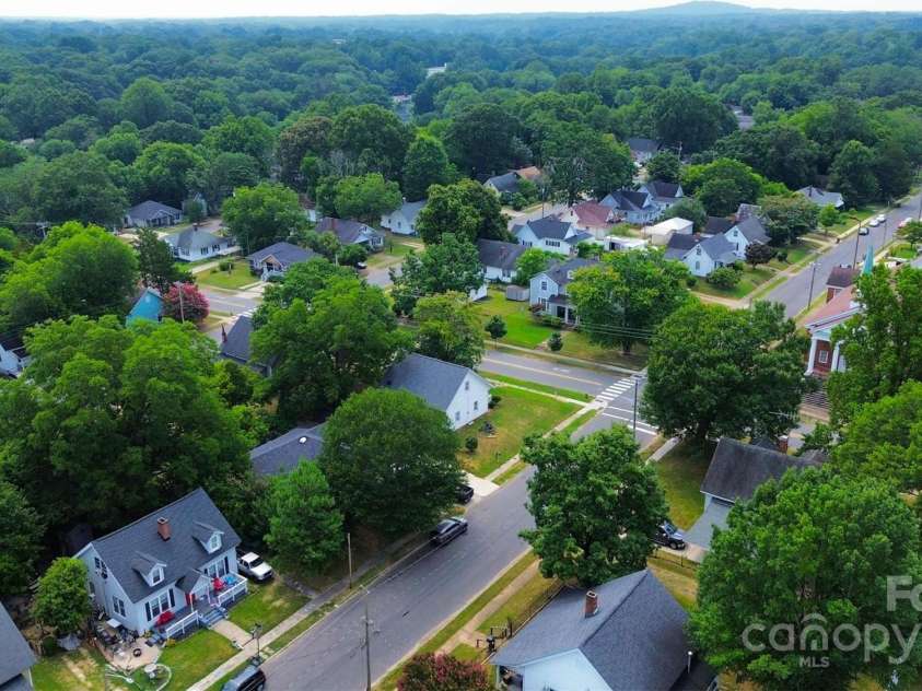 208 Ransom Street, Gastonia, NC 28052.  MLS# CAR4268177, YatesRealty ID 32045. 