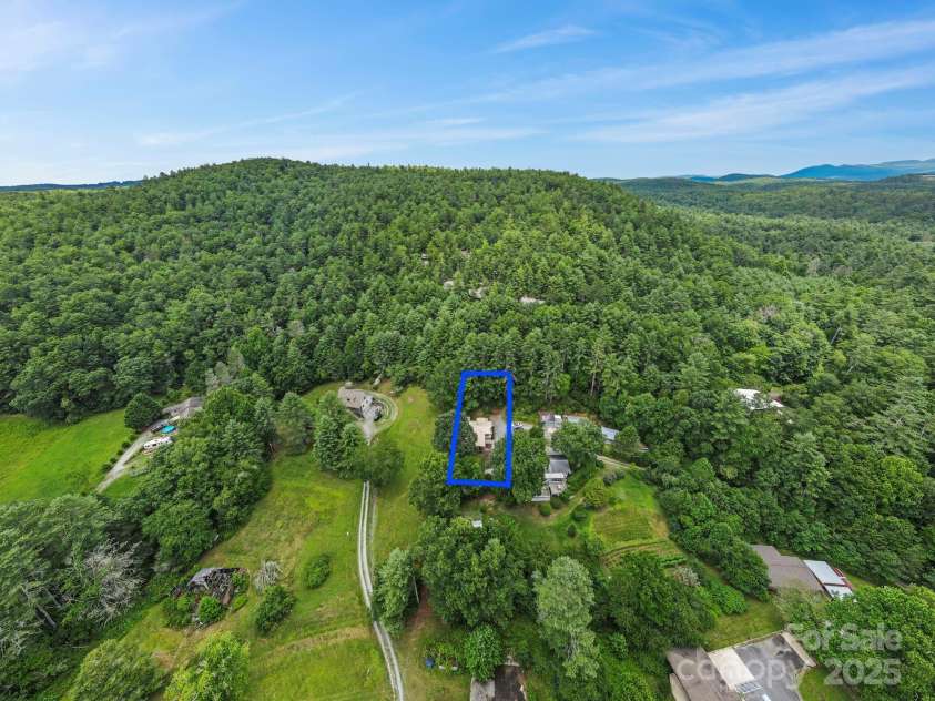 105 Corn Drive, Cedar Mountain, NC 28718.  MLS# CAR4289509, YatesRealty ID 32046. 