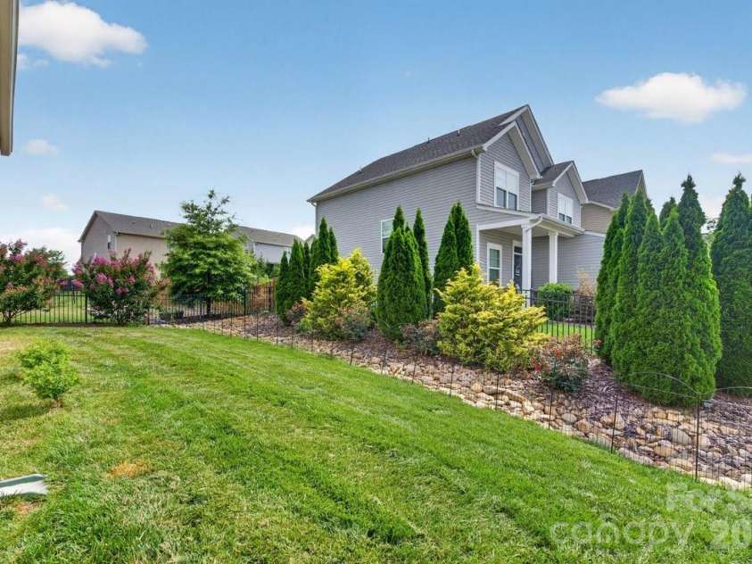 1677 Scarbrough Circle, Concord, NC 28025.  MLS# CAR4390698, YatesRealty ID 32046. Fenced