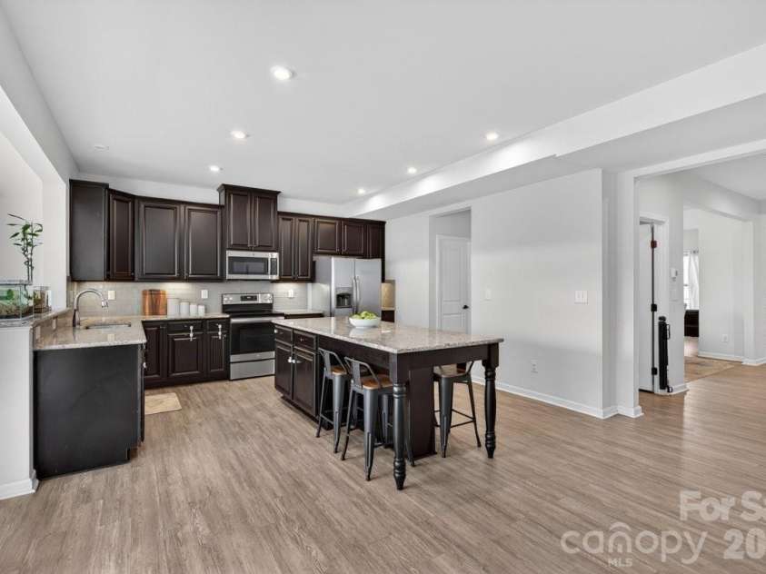 1677 Scarbrough Circle, Concord, NC 28025.  MLS# CAR4390698, YatesRealty ID 32046. Kitchen