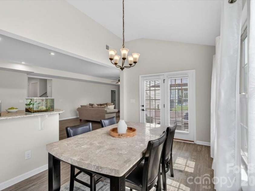 1677 Scarbrough Circle, Concord, NC 28025.  MLS# CAR4390698, YatesRealty ID 32046. Morning Room
