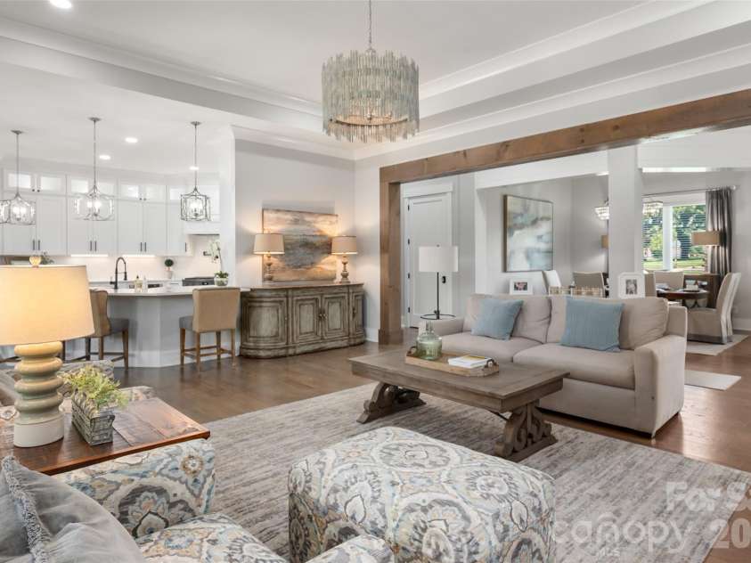 10035 Whispering Falls Avenue, Charlotte, NC 28227.  MLS# CAR4393646, YatesRealty ID 32047. 