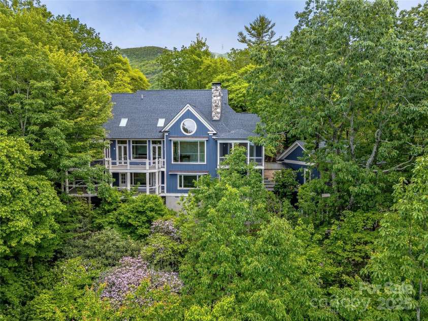 251 Toxaway Court, Lake Toxaway, NC 28747.  MLS# CAR4265762, YatesRealty ID 32047. 