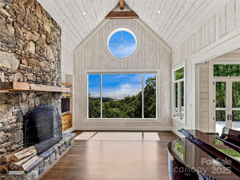 251 Toxaway Court, Lake Toxaway, NC 28747.  MLS# CAR4265762, YatesRealty ID 32047. 