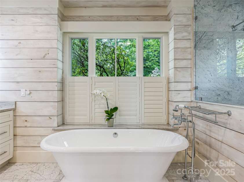 251 Toxaway Court, Lake Toxaway, NC 28747.  MLS# CAR4265762, YatesRealty ID 32047. 