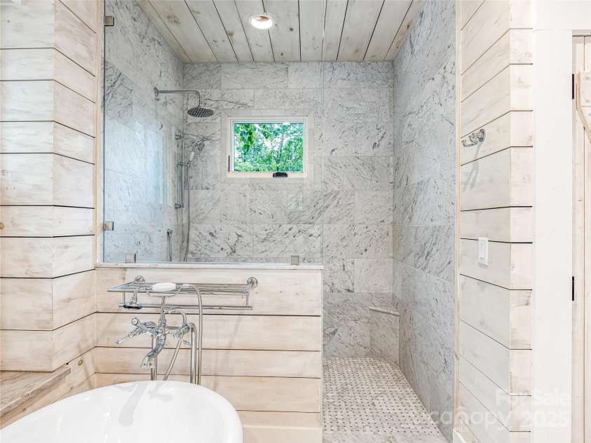 251 Toxaway Court, Lake Toxaway, NC 28747.  MLS# CAR4265762, YatesRealty ID 32047. 